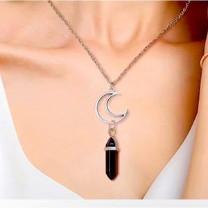 Vintage Moon 🌙 Necklace